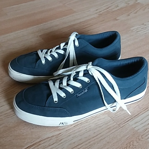american eagle canvas sneakers